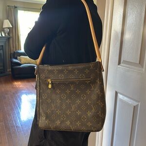 Authentic Louis Vuitton shoulder bag